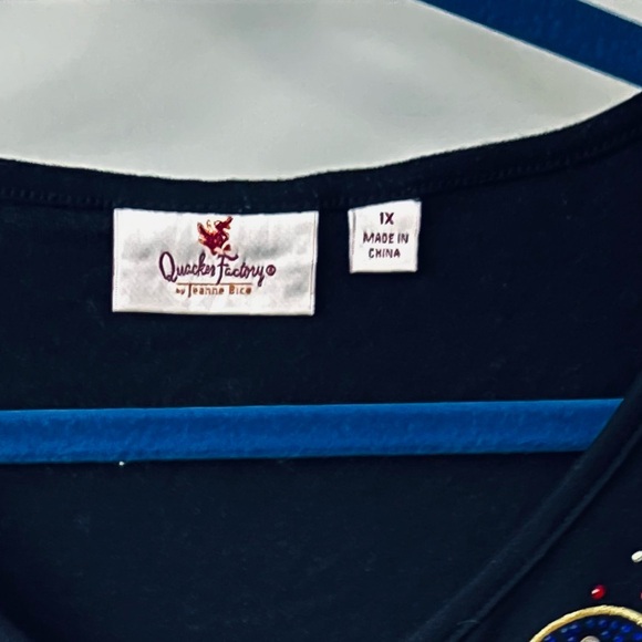 Quacker Factory size 1X black top with jeweled USA Heart with fireworks EUC - Picture 5 of 6